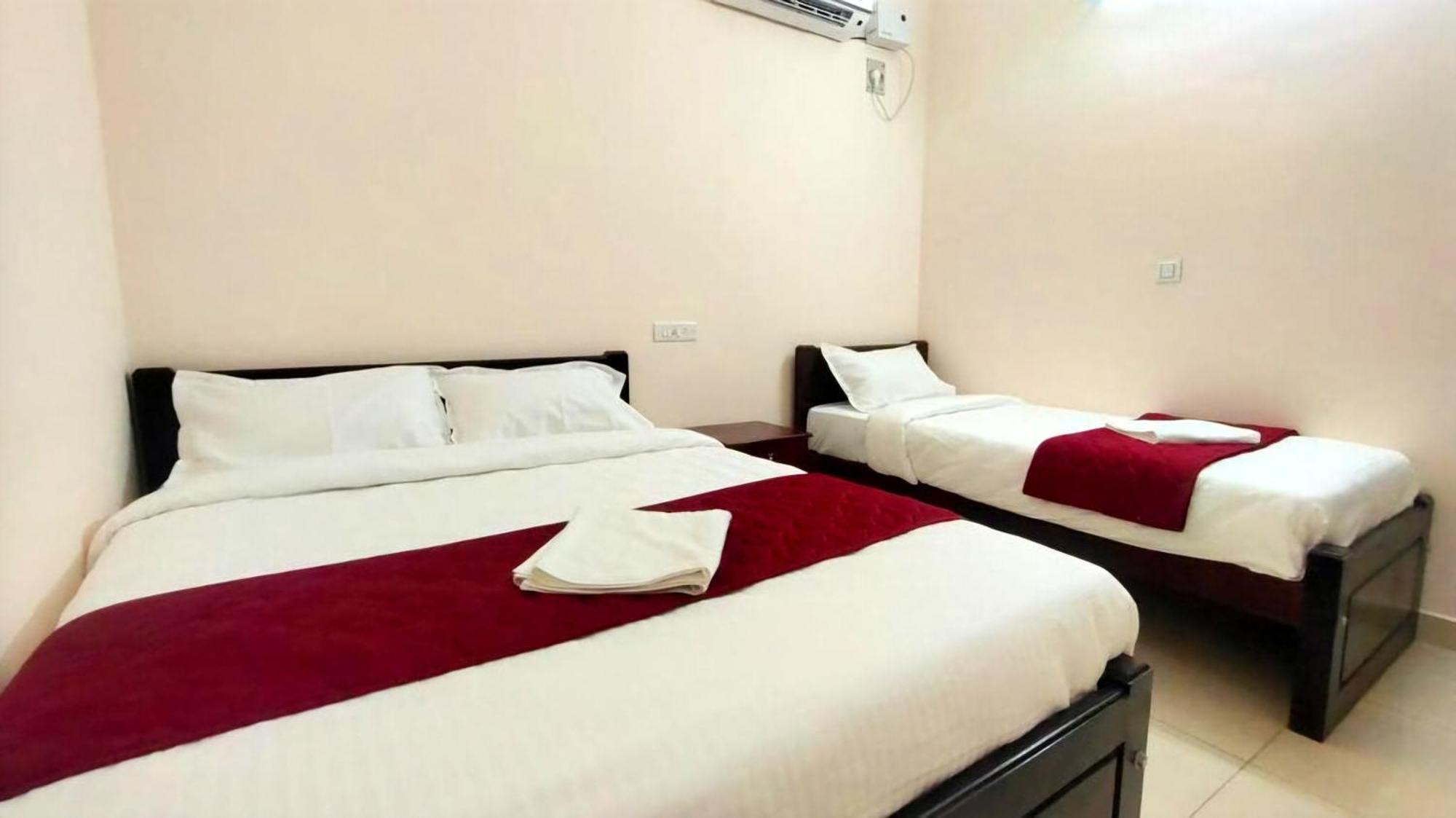 Township Residency Inn Ποντισερί Εξωτερικό φωτογραφία